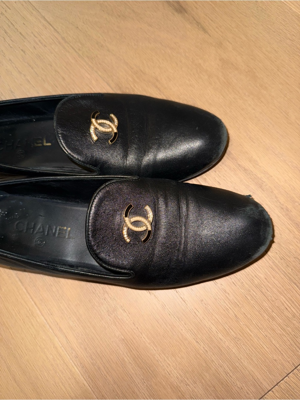 CHANEL - Picture 2 of 6